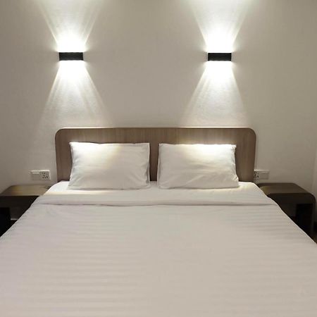U-Thong Hotel Phitsanulok Zewnętrze zdjęcie